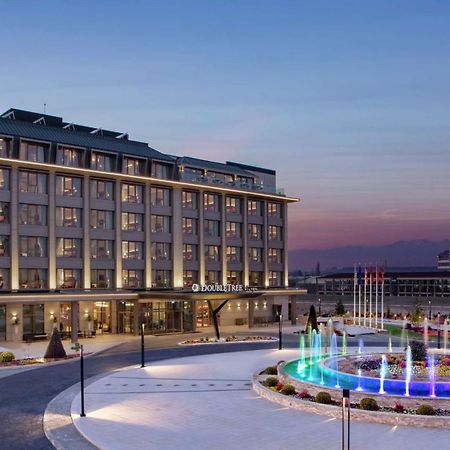 Doubletree By Hilton Skopje Hotel Bagian luar foto Hilton Athens