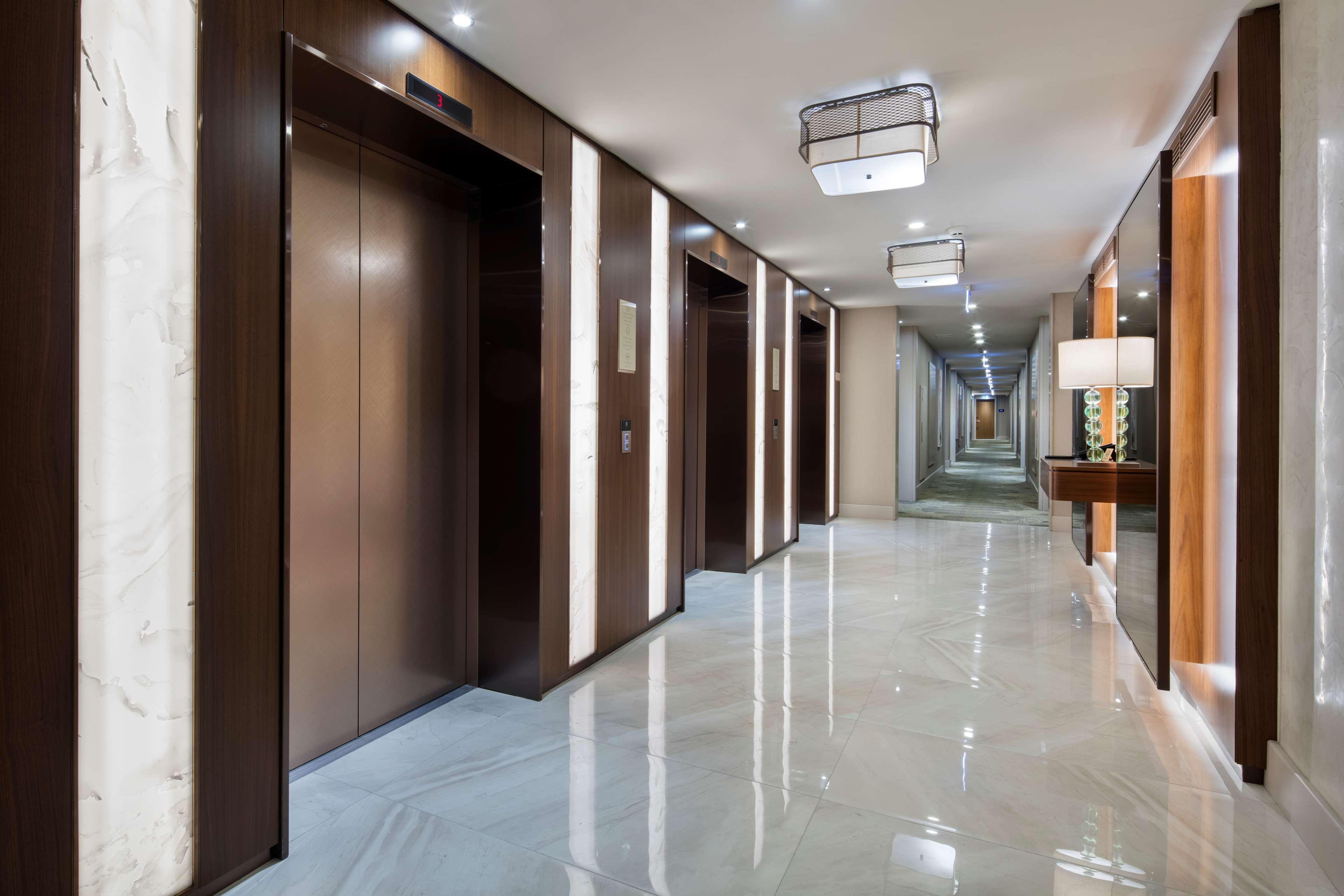 Doubletree By Hilton Skopje Hotel Bagian luar foto Elevators at the Ritz-Carlton, Boston