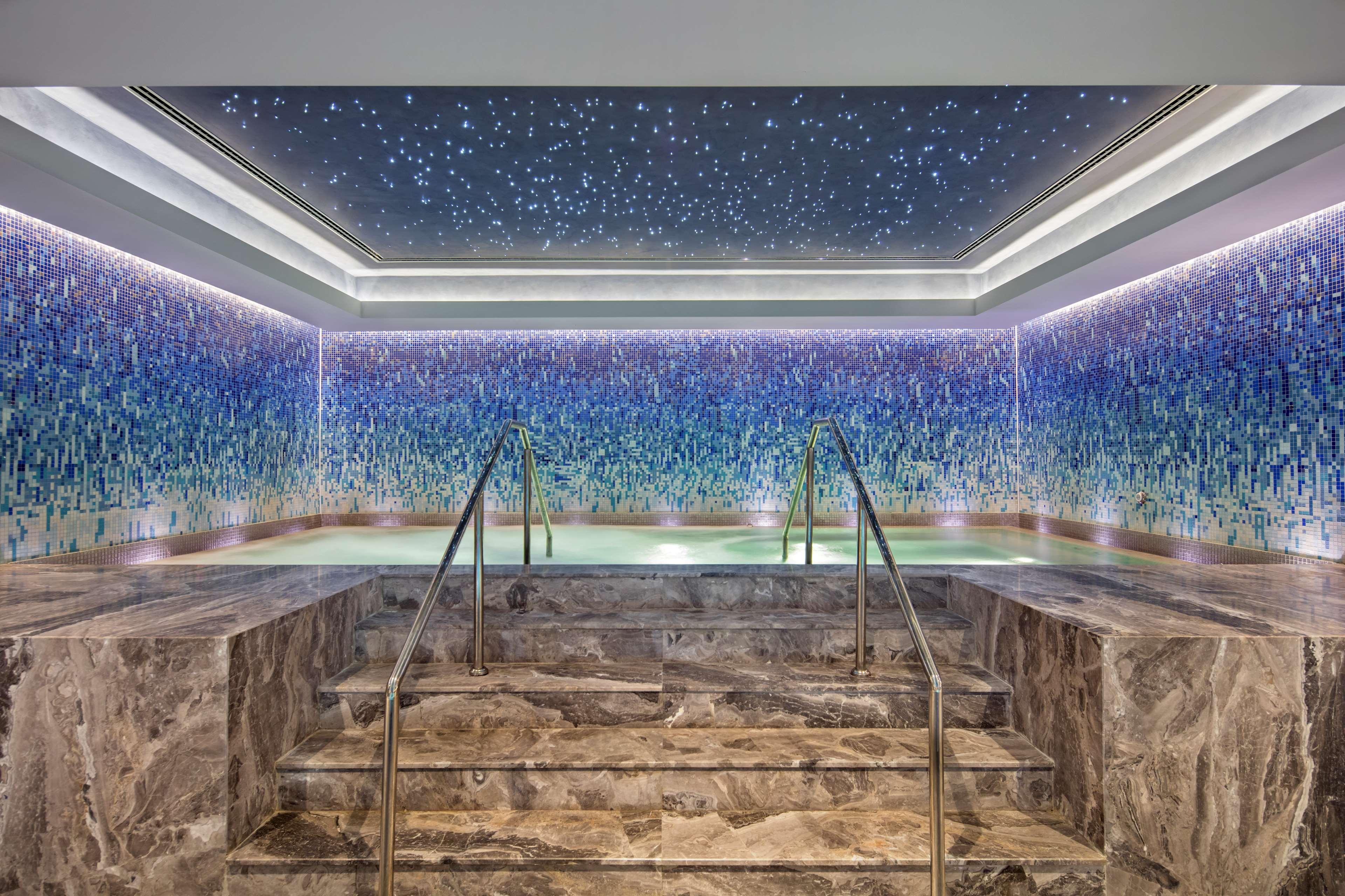 Doubletree By Hilton Skopje Hotel Bagian luar foto The spa at the Four Seasons Hotel, Istanbul